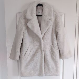 Abercrombie & Fitch Women's Cream Faux Shearling Teddy Coat